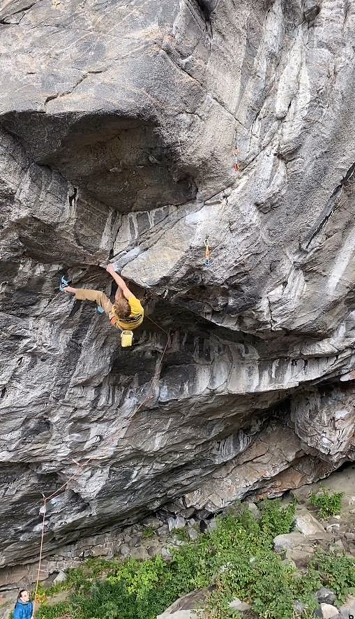 Alex Megos on the fourth ascent of Change, Hanshallaren. Screenshot: Alex Megos